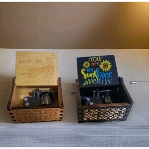(2) Wooden Hand Cranked Mini Music Boxes Let It Go & Are My Sunshine 2x2.5x1.5